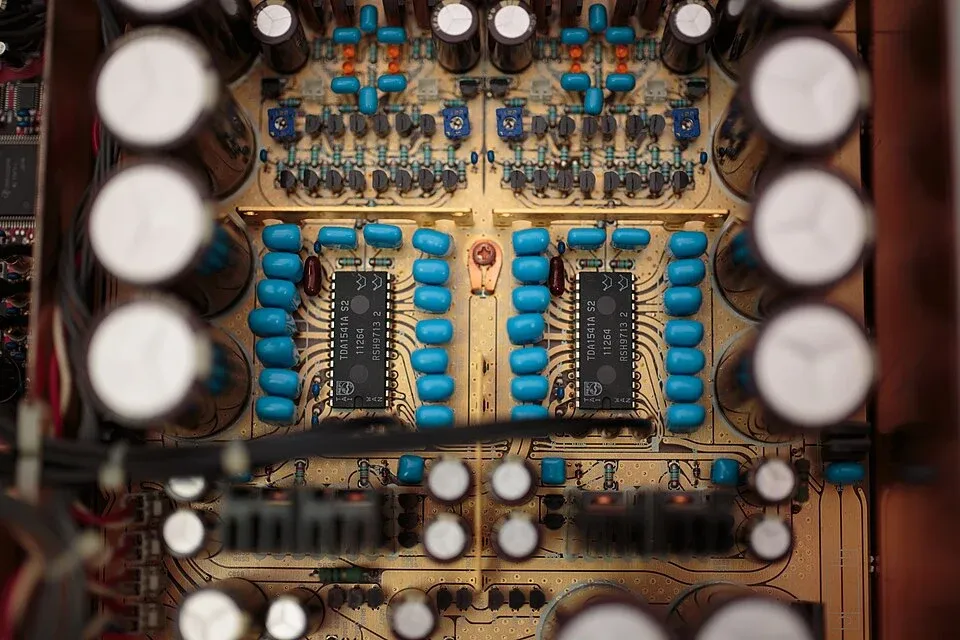 DAC circuitry with surrounding analog components