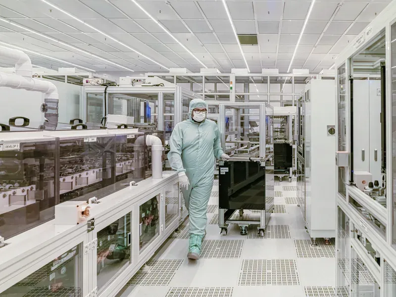 Semiconductor manufacturing equipment used to compare qualified component vendors